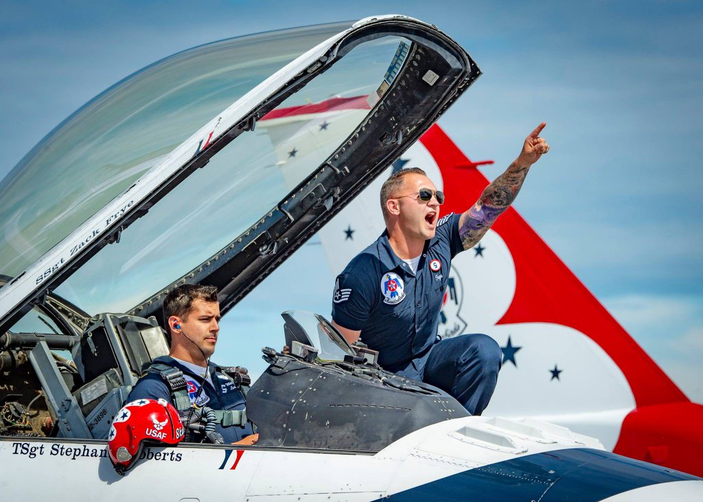 Air Guard pilot to join AF Thunderbirds > National Guard > Article View