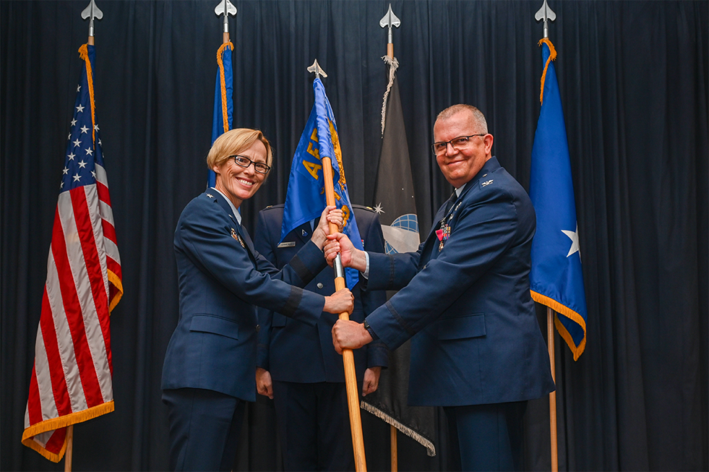 AFRL Commander Welcomes New Leader To Lab’s Kirtland Site – Air Force ...